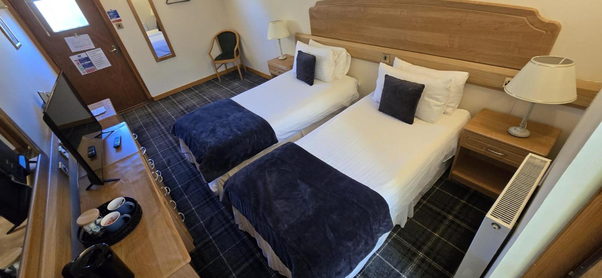 The Red Lion Tavern Fochabers Εξωτερικό φωτογραφία